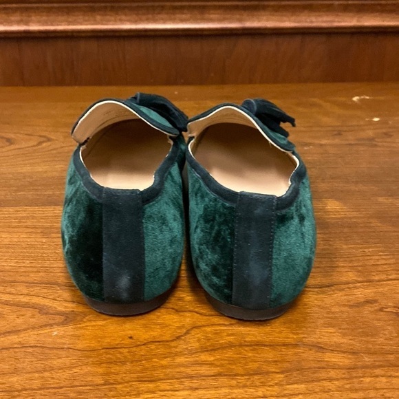 J Crew Marie tassel loafers in velvet
Item BM697 - Picture 4 of 6